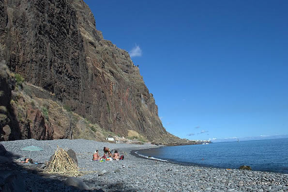 Pebble beach Fajãs do Cabo Girão, Madeira